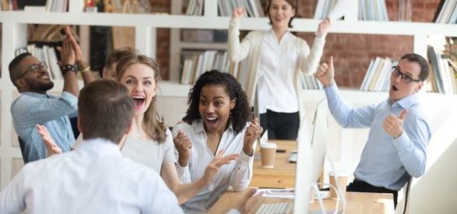 Featured Image for 10 Examples Of How Employee Experience Impacted Business Performance
